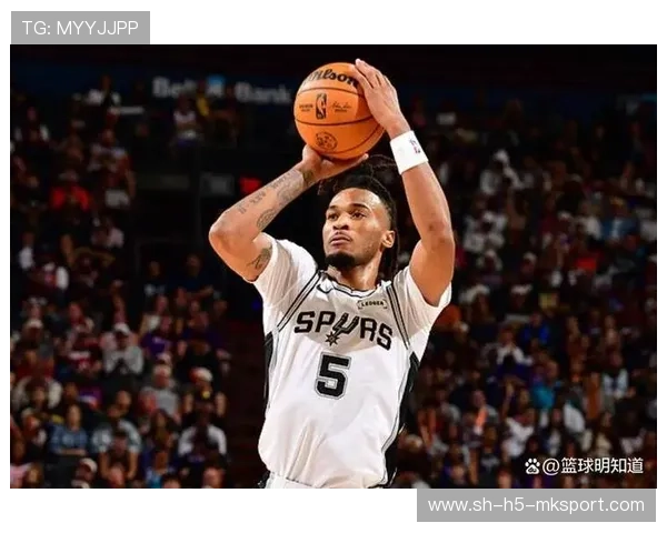 卡斯尔连场助攻上双！马刺找到真控卫，后场革命提前上演，马刺卡2