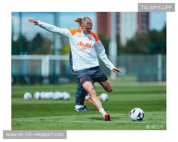 曼城中后场衔接训练：传球节奏与回追决策同步优化