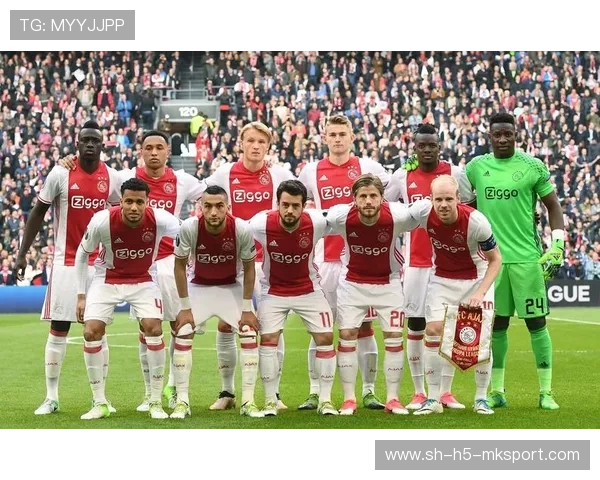 阿贾克斯继续主宰荷甲，荷甲冠军指日可待，荷乙阿贾克斯青年队