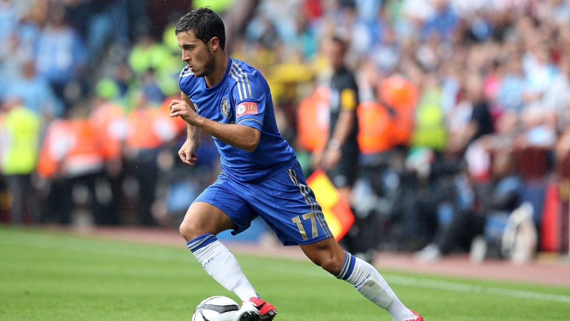 mk体育平台登录入口-拉齐奥中路组织串联有效制造机会，拉齐奥足球俱乐部的辉煌时期